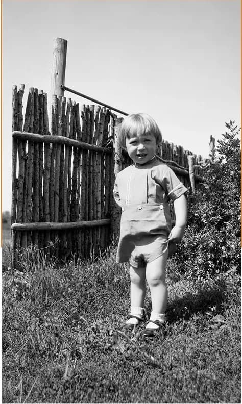 The finished restoration: this black-and-white photograph looks the way the family remembers it